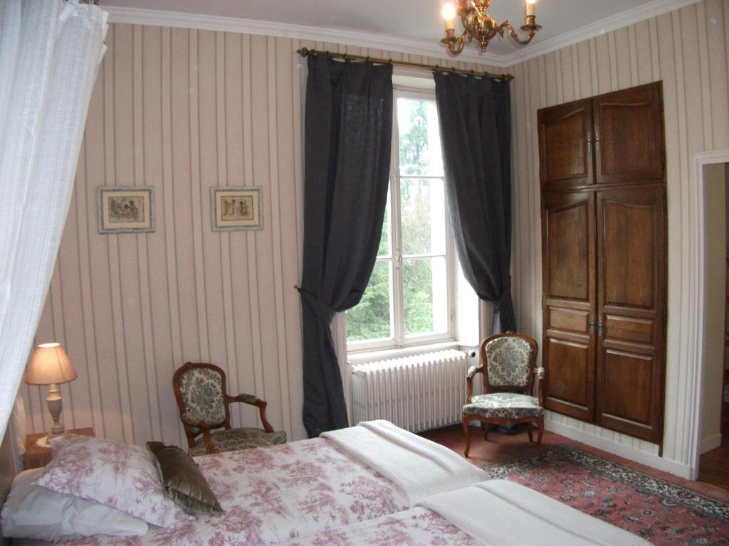 Chateau De Belle-Vue Bed and Breakfast Sainte-Cécile Rum bild