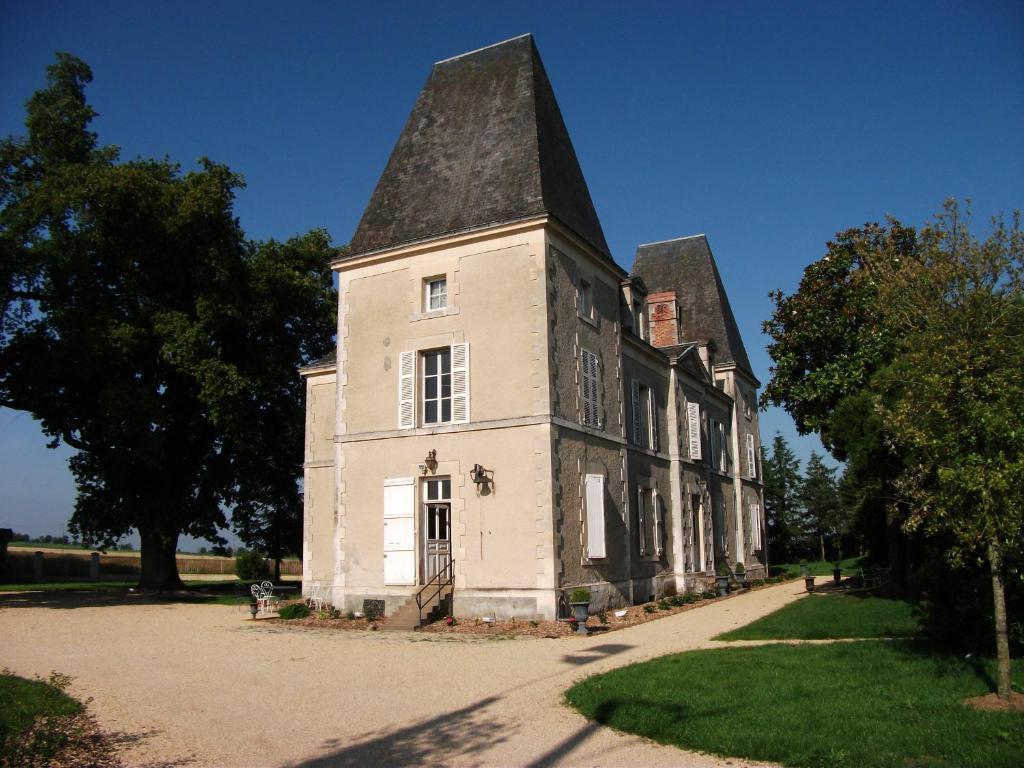 Chateau De Belle-Vue Bed and Breakfast Sainte-Cécile Exteriör bild