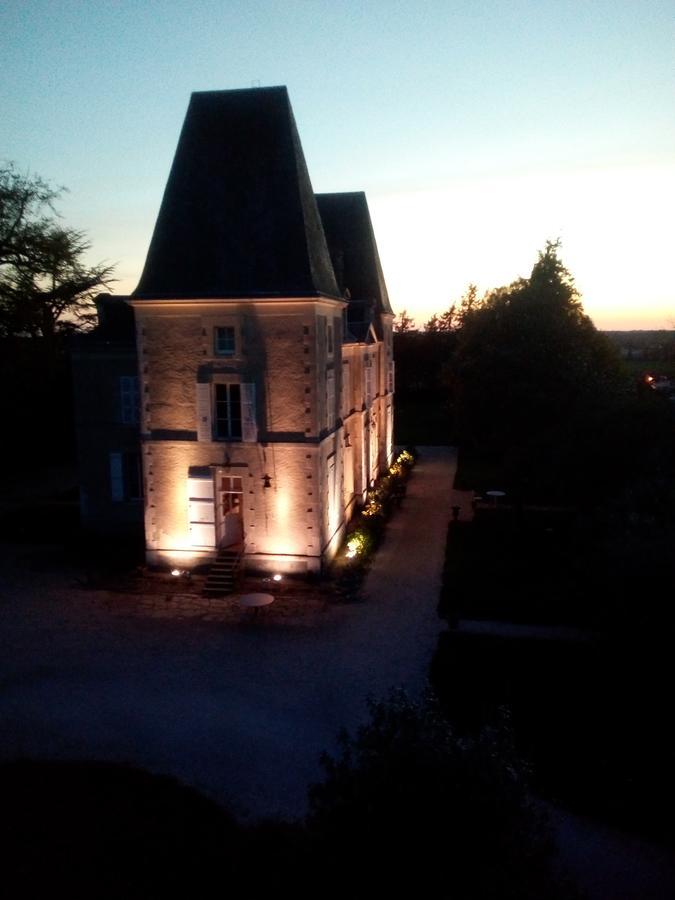 Chateau De Belle-Vue Bed and Breakfast Sainte-Cécile Exteriör bild